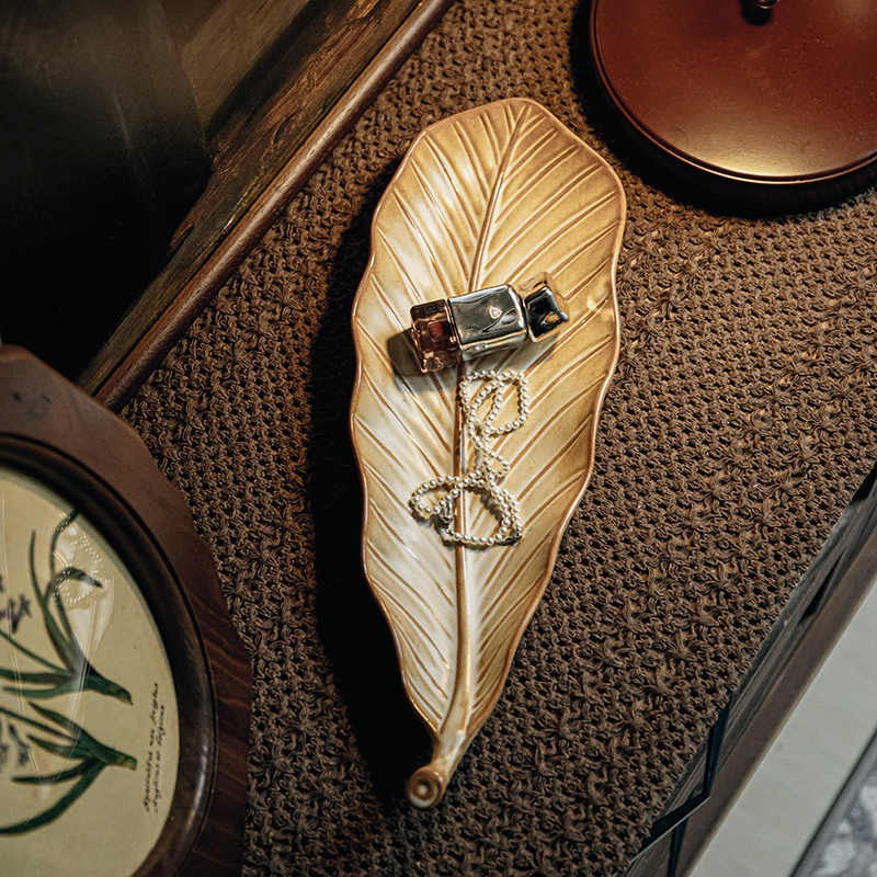 Aurelia Leaf Ceramic Sushi Plate