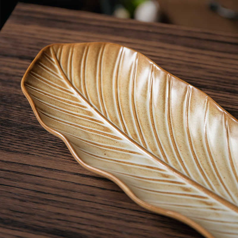 Aurelia Leaf Ceramic Sushi Plate