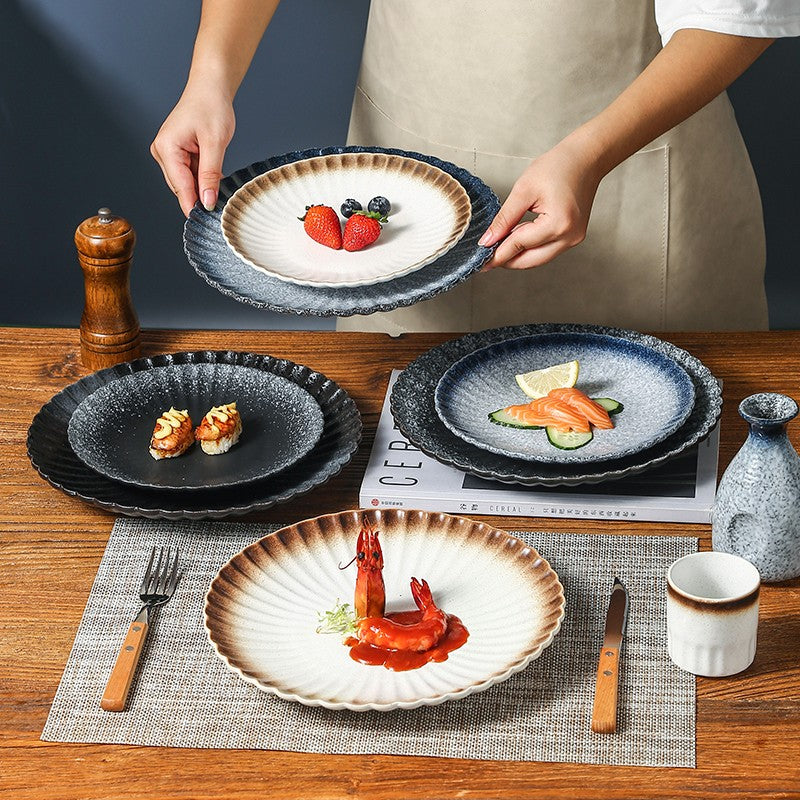 Chrysanthemum Crest Glazed Steak Plate